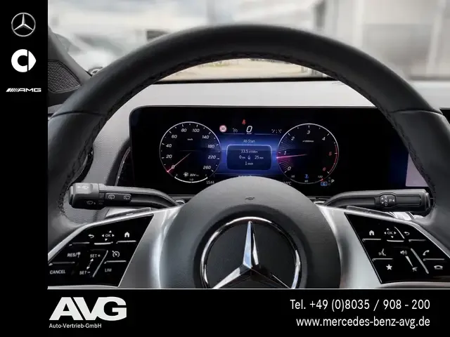 Mercedes-Benz GLB 200