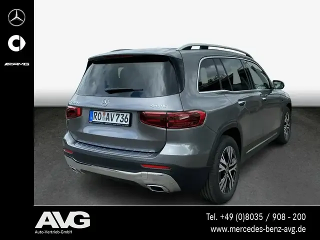 Mercedes-Benz GLB 200