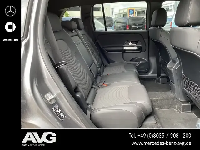 Mercedes-Benz GLB 200