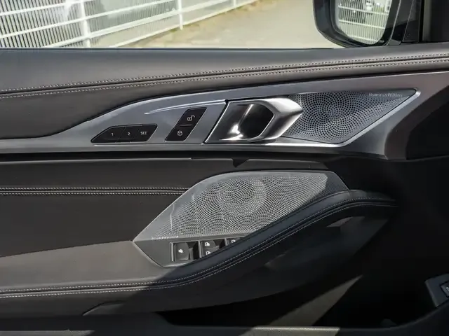 BMW M850