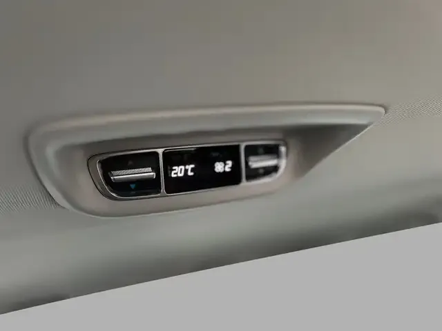 Mercedes-Benz V 220