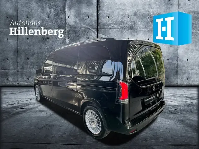 Mercedes-Benz V 220