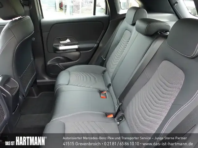 Mercedes-Benz GLA 180