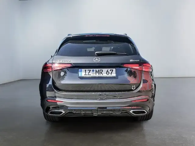 Mercedes-Benz GLC 200