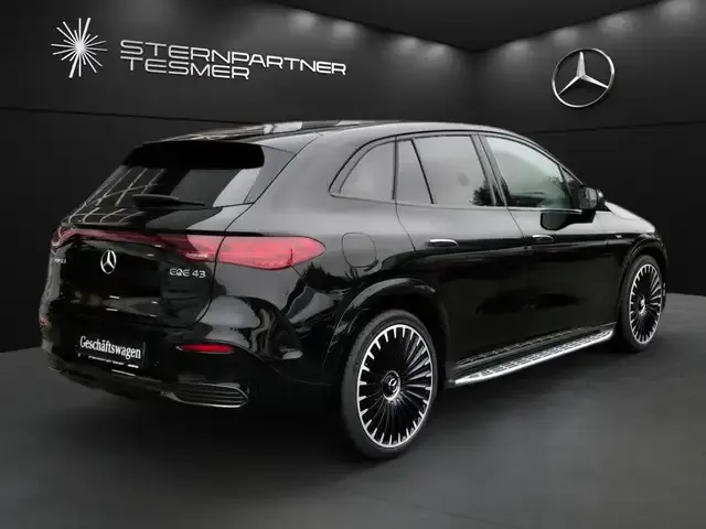 Mercedes-Benz EQE SUV