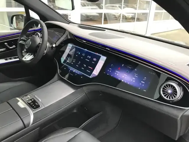 Mercedes-Benz EQE SUV