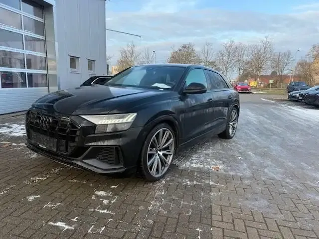 Audi SQ8