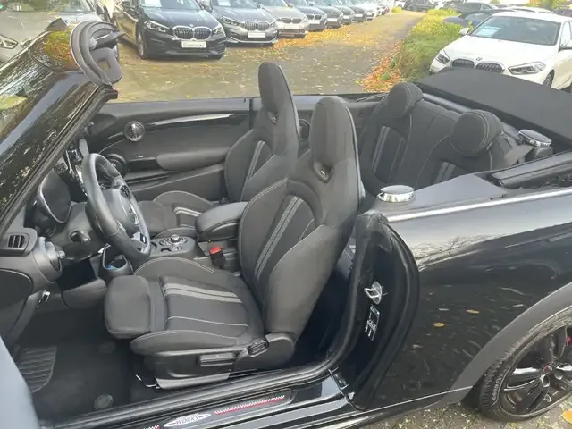 MINI John Cooper Works Cabrio