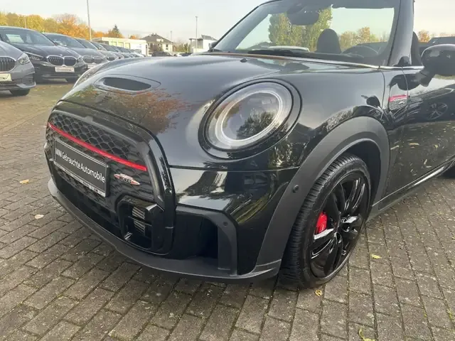 MINI John Cooper Works Cabrio