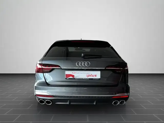 Audi S4