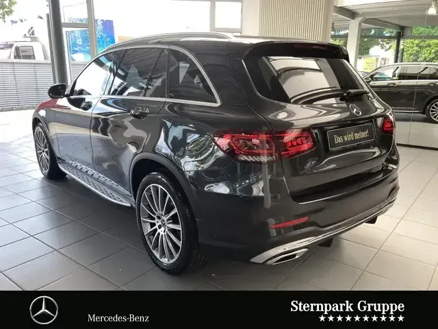 Mercedes-Benz GLC 220