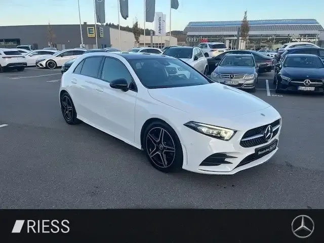 Mercedes-Benz A 220
