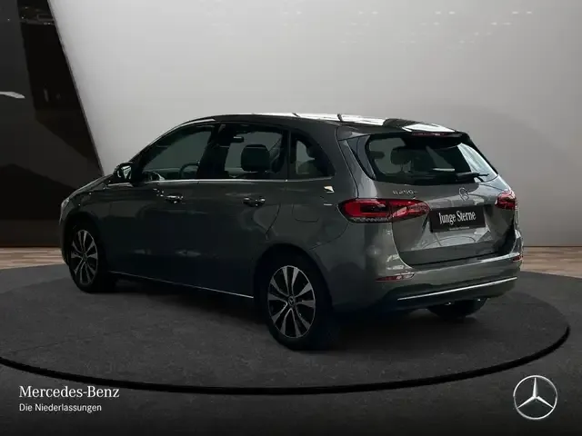 Mercedes-Benz B 250