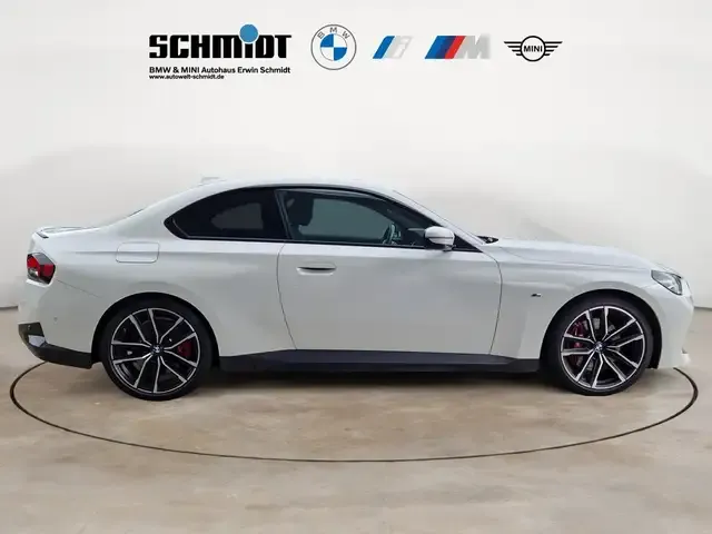 BMW 230