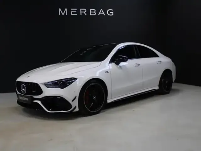 Mercedes-Benz CLA 45 AMG