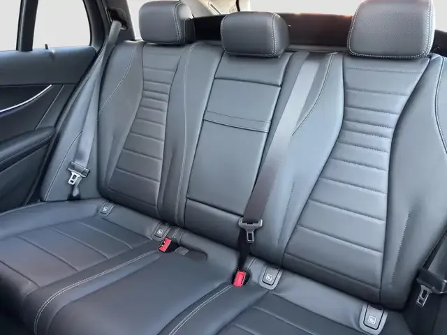 Mercedes-Benz E 400