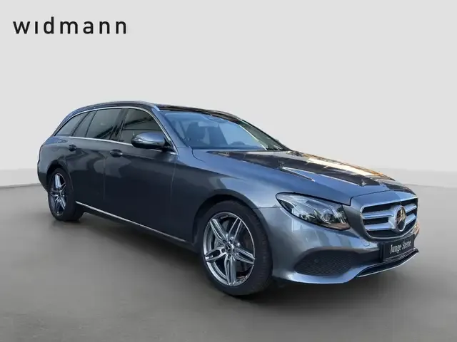 Mercedes-Benz E 400