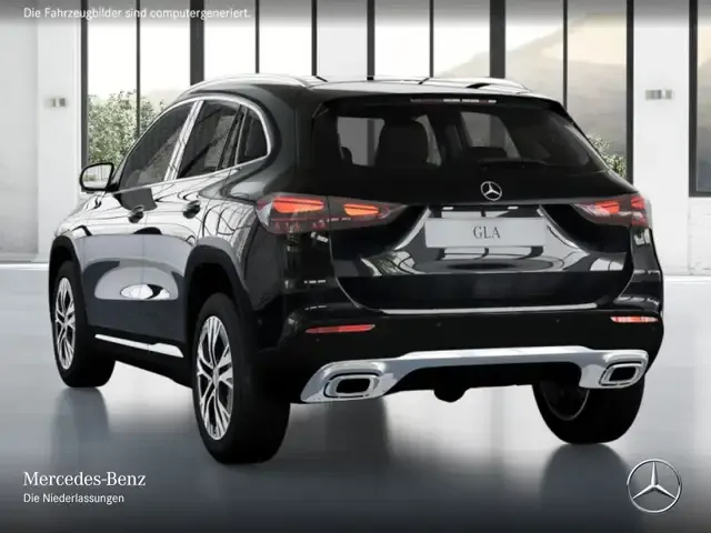 Mercedes-Benz GLA 220