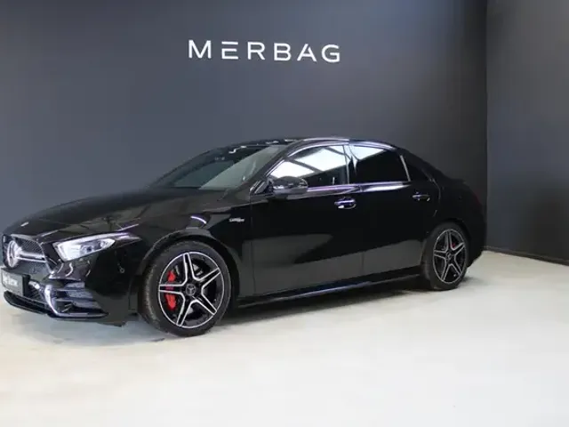 Mercedes-Benz A 35 AMG