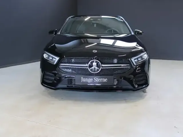 Mercedes-Benz A 35 AMG