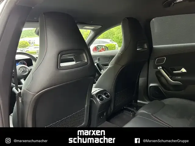 Mercedes-Benz CLA 220