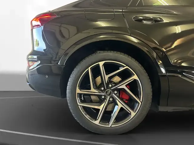 Audi SQ6