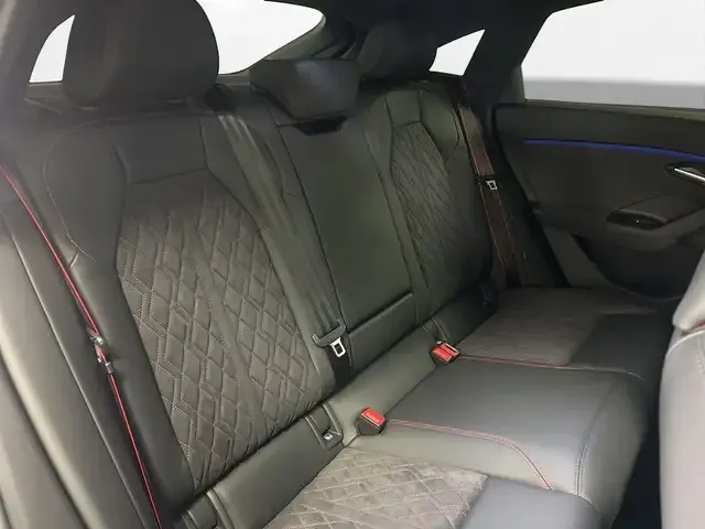 Audi SQ6