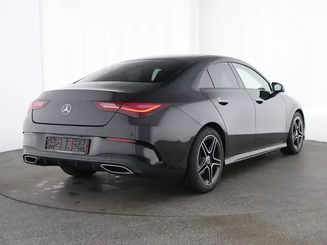 Mercedes-Benz CLA 220