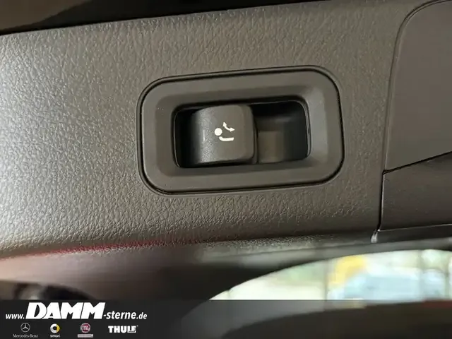 Mercedes-Benz EQB 350