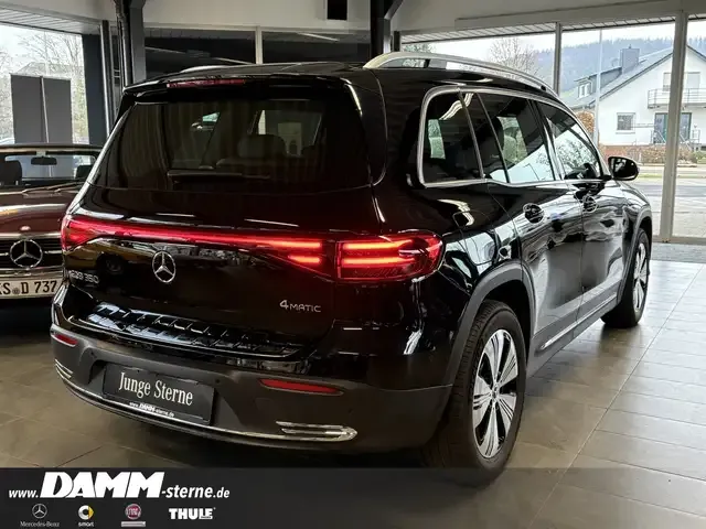 Mercedes-Benz EQB 350