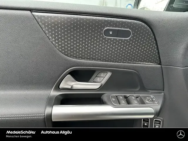 Mercedes-Benz B 250