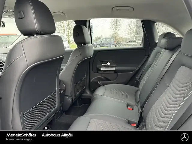 Mercedes-Benz B 250