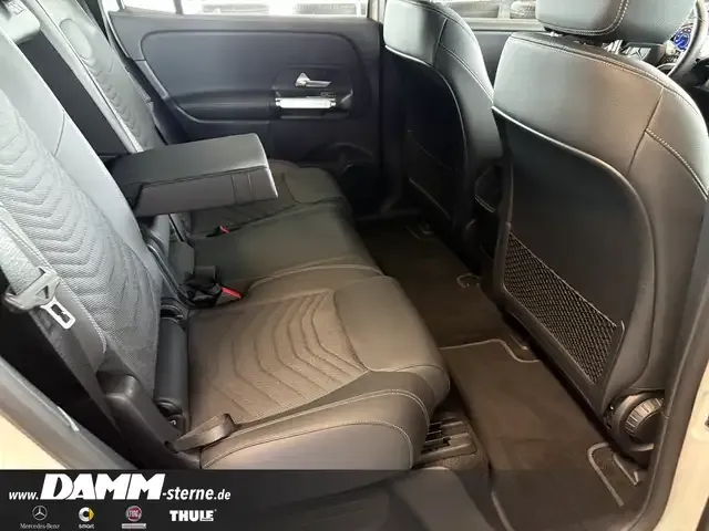Mercedes-Benz EQB 300