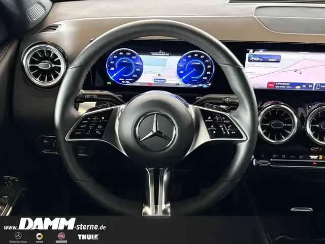 Mercedes-Benz EQB 300