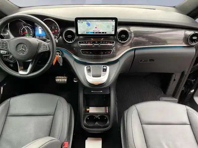 Mercedes-Benz V 300