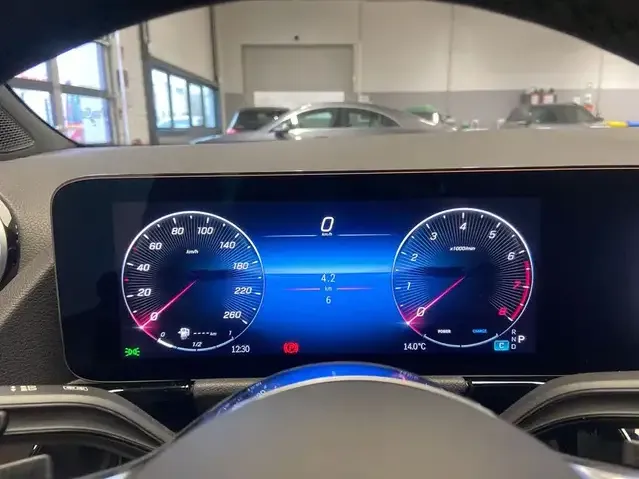 Mercedes-Benz B 200