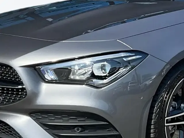 Mercedes-Benz CLA 200