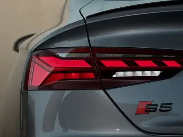Audi S5
