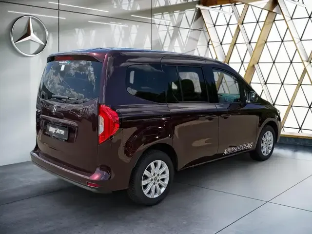 Mercedes-Benz EQT