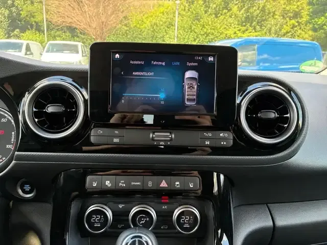 Mercedes-Benz EQT