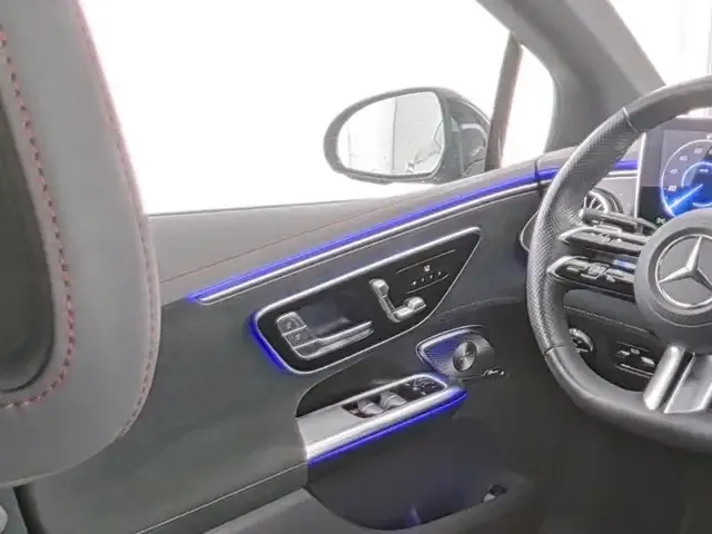 Mercedes-Benz EQE 300