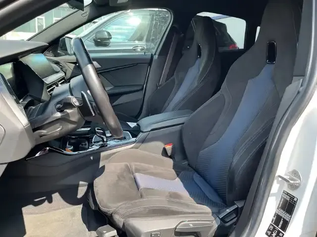 BMW 235