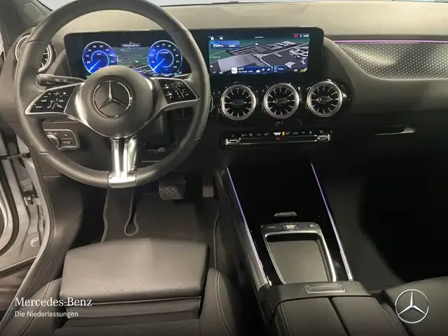 Mercedes-Benz EQA 300