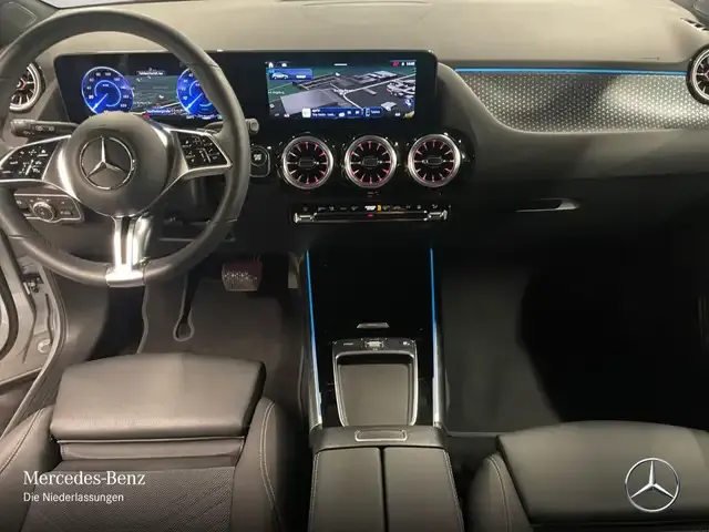 Mercedes-Benz EQA 300