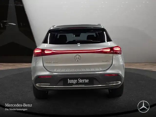 Mercedes-Benz EQA 300