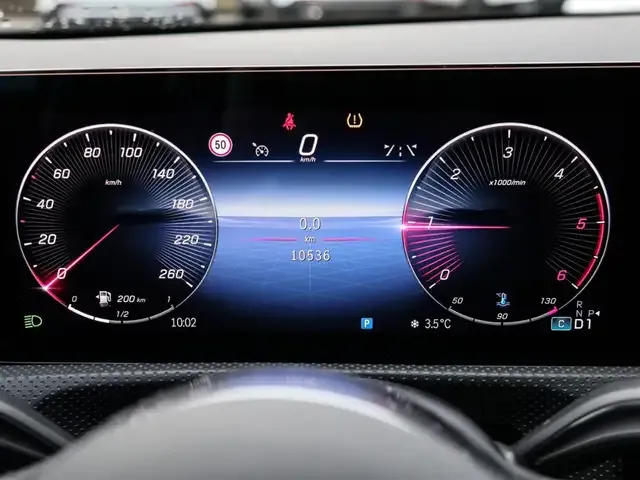 Mercedes-Benz CLA 180