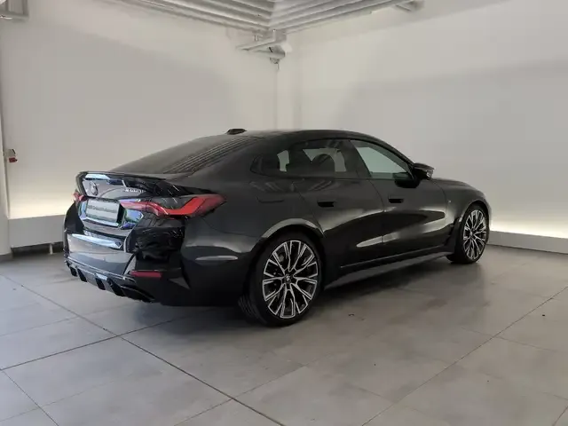 BMW 440