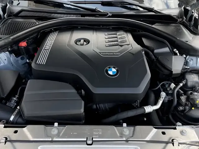 BMW 330