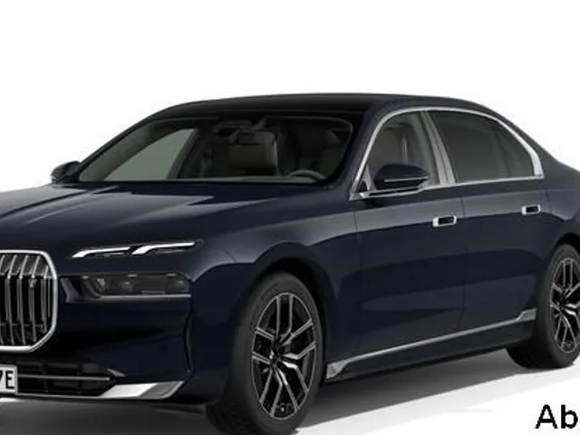 BMW i7