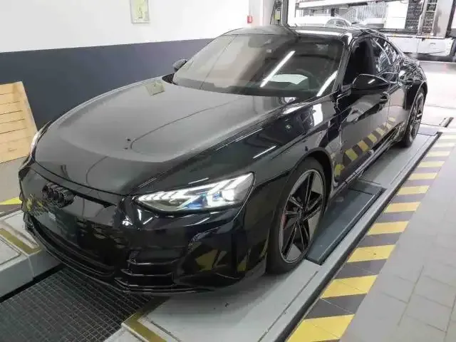 Audi e-tron GT